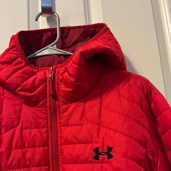 Under Armour Red Quilted Hooded Puffer Jacket - Picture 4 of 10